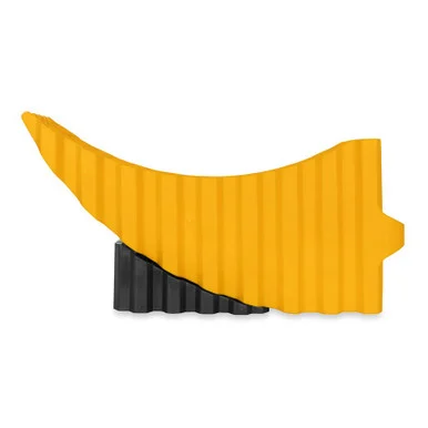 Camco 44436 Curved Trailer Aid with Chock and Pad