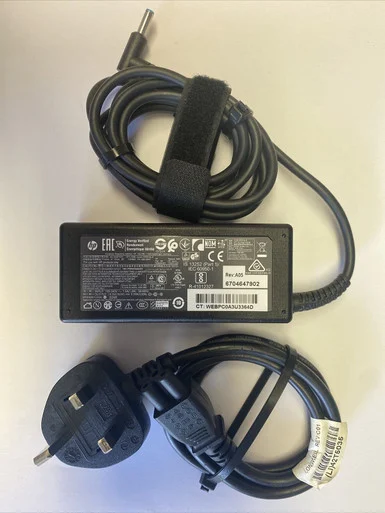 HP Smart AC Adapter (753559001) - Hewlett Packard