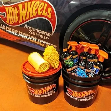 Hot Wheels HWCBUKIT Collectors Bucket Wash Kit