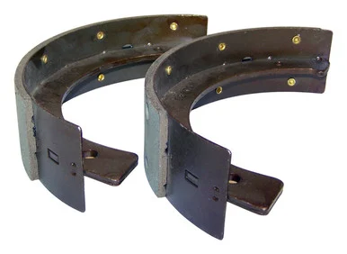 Crown Automotive J0643055 Brake Shoe Set